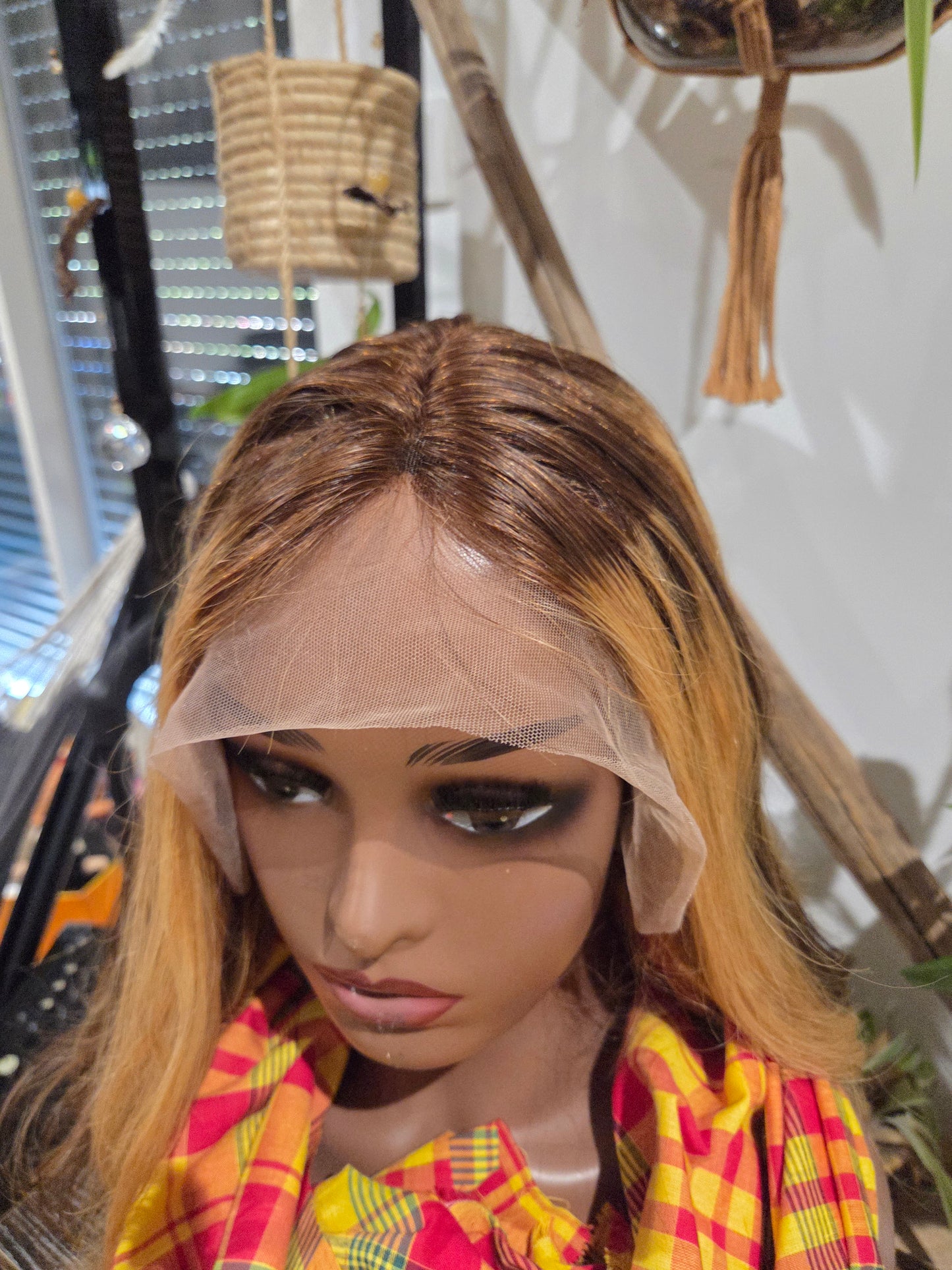 CARAMEL- – Perruque Naturelle Bouclée Miel