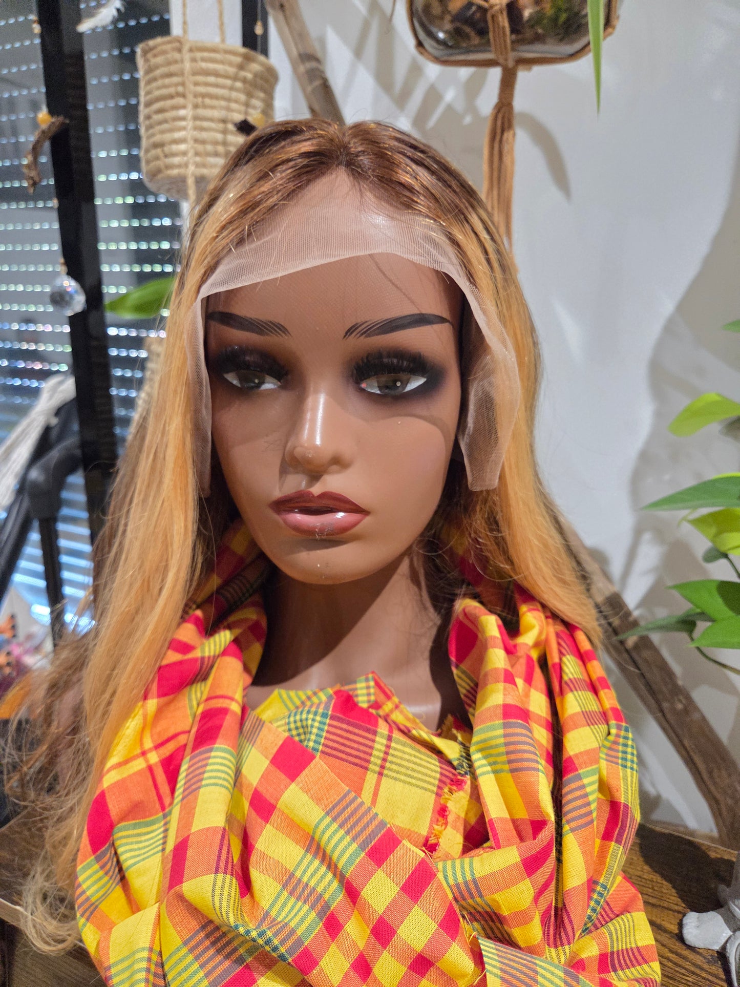 CARAMEL- – Perruque Naturelle Bouclée Miel